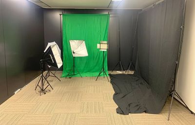 会議室・撮影・動画スタジオ 新宿本店の室内の写真