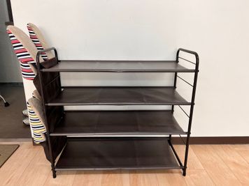 外靴はこちらに置いてください。 - スタジオキビス江坂店 ダンスができるレンタルスタジオ丨スタジオキビス江坂店の設備の写真