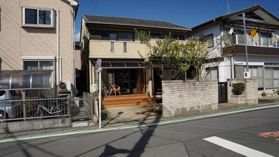 一軒家をリノベーションした1階の向かって左側スペースです。 - レンタルキッチンSAITAMA コワーキングスペース/作業用/少人数レッスン/個別予約での外観の写真