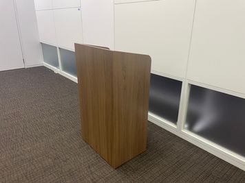BasisPoint Lab. 新橋日比谷口店 セミナールーム/大会議室の設備の写真