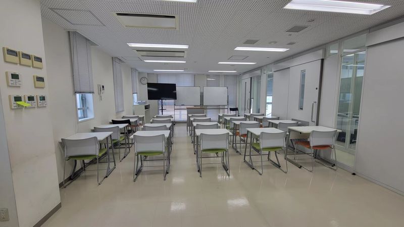 403会議室【1名～25名】（4F）40平米 - サム貸し会議室