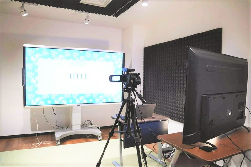 大型電子黒板利用可 - レンタルスペース＆撮影・配信スタジオ　LiLeaS（ライラス） LiLeaS（ライラス）RoomA（撮影／配信パック）の室内の写真