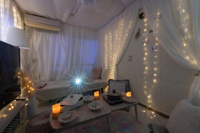 LEDライトの仕掛けで、めちゃムーディー🍷 - 💖マイルーム💖 💖Lucca（ルッカ）💖の室内の写真