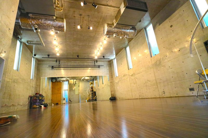 レンタルスタジオスペース - RAISE UP STUDIO