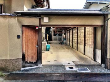 御屋敷古民家スタジオ 旧星賀亭（キュウホシガテイ） 【大阪堺】撮影、イベント、飲み会、親族の集まりにの設備の写真