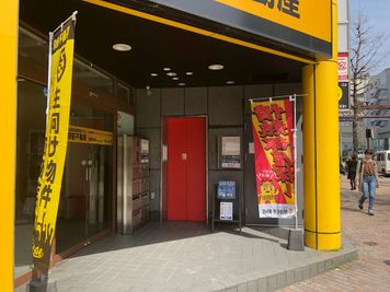 みんなの貸会議室天神西通り北店 天神701会議室⇨定員50+予備11の入口の写真