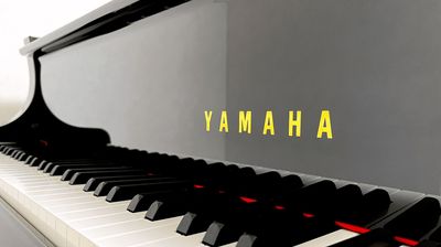 ピアノは、YAMAHA C3Xを完備。 - ピアノレンタルスタジオ「エチュード」 Aスタジオ（グランドピアノ6帖）の設備の写真