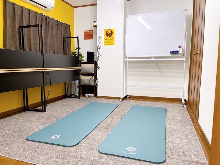 BASE本八幡-会議室 - BASE-本八幡会議室