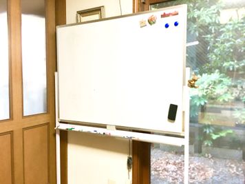 ホワイトボード - 東京キチ 《商用》ロケハン（1時間以内）プランの設備の写真