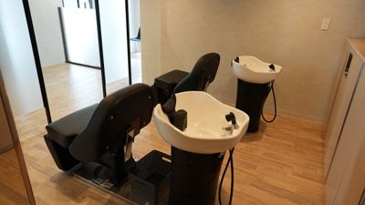 シャンプー台 - Unity Unity 個室レンタルサロン ルームAの室内の写真