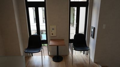 待合の椅子 - Unity Unity 個室レンタルサロン ルームAの室内の写真