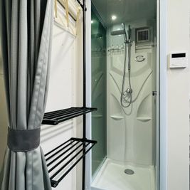 シャワーボックス - レンタルジム BLAZE LILLY(ﾌﾞﾚｲｽﾞ ﾘﾘｰ) 完全個室・完全予約制レンタルジムの設備の写真