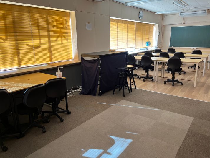 新栄駅徒歩5分、黒板付きレンタルスペース - 楽しい自習室