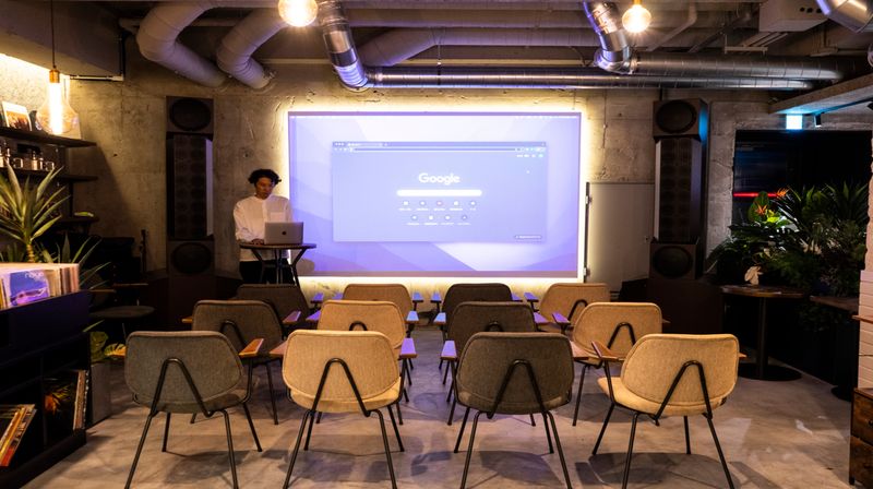 イベント・撮影等、多目的レンタルスペース - SOUND BAR HOWL