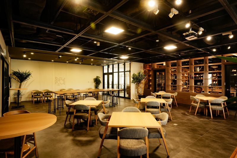 ドロップイン(1人用) - howliveタイムスビル店