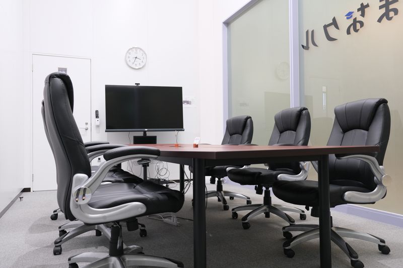 会議・応接室／～６名【まなクル浜松】 - ＜会議室・レンタルスペース／コワーキング＞　まなクル浜松