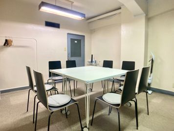 【神田HB会議室】&【神田 風月】 NEW OPEN🍀会議・撮影・各種懇親会・ゲーム・施術等に♪の室内の写真