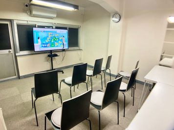 【神田HB会議室】&【神田 風月】 NEW OPEN🍀会議・撮影・各種懇親会・ゲーム・施術等に♪の室内の写真