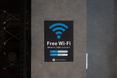 コンセール白壁4F 電動式バックペーパーと本格的照明機材付きレンタルスタジオの設備の写真