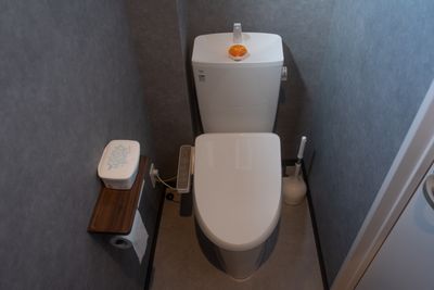 コンセール白壁4F 電動式バックペーパーと本格的照明機材付きレンタルスタジオの室内の写真