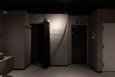 コンセール白壁4F 電動式バックペーパーと本格的照明機材付きレンタルスタジオの室内の写真