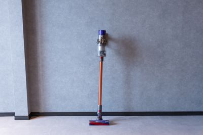 コンセール白壁4F 電動式バックペーパーと本格的照明機材付きレンタルスタジオの設備の写真