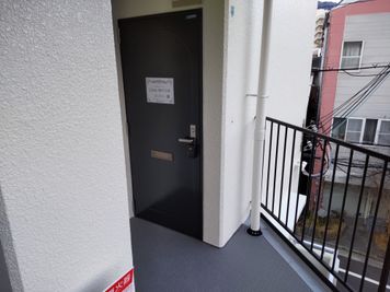 LUNA神戸六甲 レンタルサロンの入口の写真