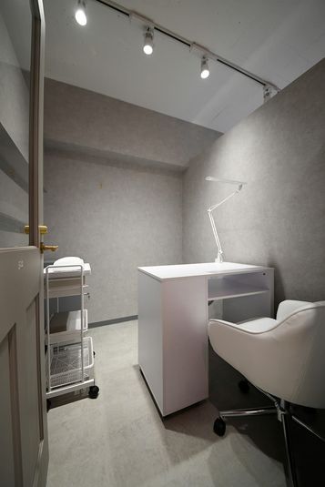 好立地のネイル専用｜個室スペース｜Sheネイルスタジオ原宿410 - 原宿駅徒歩1分！ネイル専用レンタルスペース＜She原宿＞