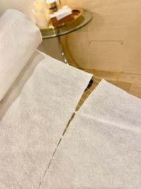 防水ペーパーシーツ-3
※180cm間隔 切り取り線有り
※ベッド利用時は必ず使用ください - NASA＆⑧ in the Room 受け入れ終了。の室内の写真