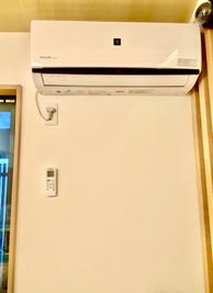 エアコン
※エアコンのリモコン場所 - NASA＆⑧ in the Room 受け入れ終了。の室内の写真