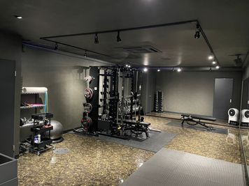 SPARK GYMの室内の写真