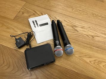 オプション。ワイヤレスマイク2本 - ジェリージャムスタジオ 完全防音スタジオの設備の写真
