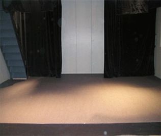 取り外し可能の舞台 - 東京アポロシアター 劇場型ダンススタジオ！の設備の写真