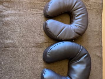 施術枕 - レンタルスペースAs ～遊びも仕事もこの部屋1つで～駅近2分の隠れ家的マルチスペースの設備の写真