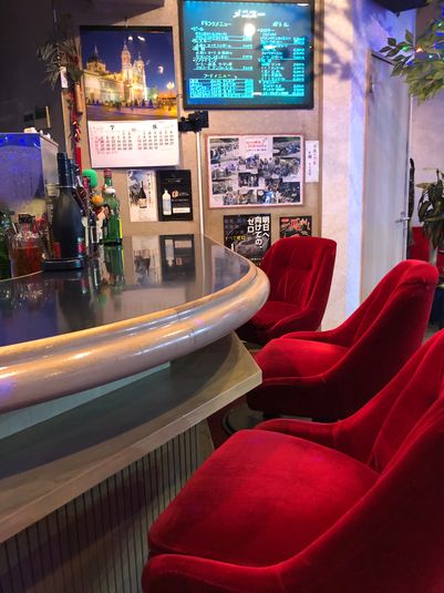 バーカウンター、ステージのある広々したレンタルスナック - ライブスナック　アンコール