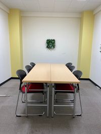 【301号室】1～6名会議室/ホワイトボード/無料Wi-Fi/フリードリンク - オフィスパーク 赤坂コークス