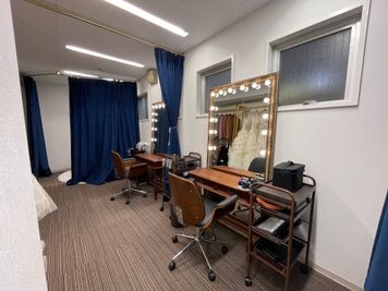 ヘアメークスペースx2 - フォトスタジオ（ウェディング、アパレル）、レンタルスタジオ フォトスタジオ（ウェディング、アパレル）の室内の写真