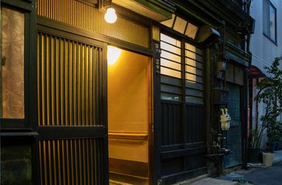 昭和3年築の古民家のためご予約の際にご留意事項をご確認頂いております。 - むすべや日本橋まどかの外観の写真