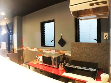キッチン2 - Colormell（カラメル）五反田東口店 パーティ・撮影・スポーツ観戦［〜20名］の室内の写真