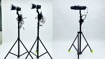 <<動画系クリエイター注目！>>
★Godox s30 プレイネルLEDビデオライト
★ Godox ml60bi LEDライト✖️2 - nano photo studio（旧スタジオスイッチ） 写真・動画撮影スタジオの設備の写真