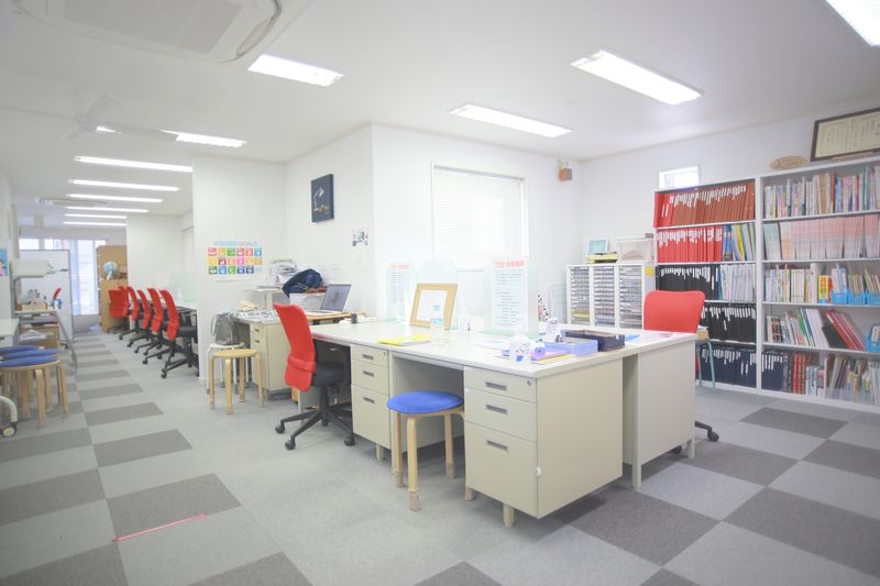 あおぞら作文教室内レンタルスペース「きりかぶ」 - あおぞら作文教室内レンタルスペース「きりかぶ」