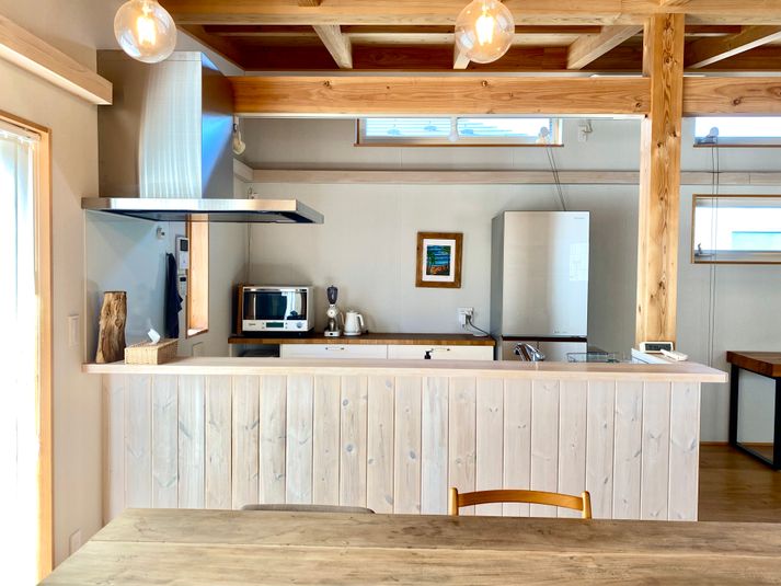 【2F】湘南辻堂の新築戸建てワンフロア！WIFI完備/キッチン - Shonan house