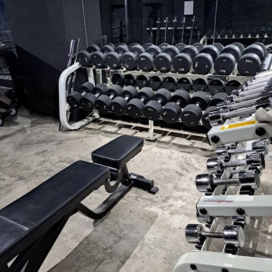 120℃サウナ屋が本気で作った本格ジム！ - サウナ&ジム　NETU