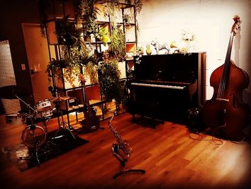 CO-WORKINGSPACE EXPRESSION 個室ワークブース　6の室内の写真