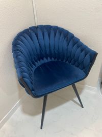 【無料】お客様用 椅子 - 渋谷109から徒歩4分のレンタルサロン 渋谷109から徒歩4分/ 24時間 /無休営業/ 完全個室サロンの設備の写真