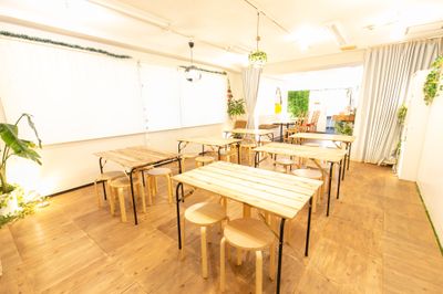 机のレイアウトは自由に変更OK！ - ROUGHLABO TECH扇町 最大10名収容【ROUGH LABO TECH扇町】の室内の写真