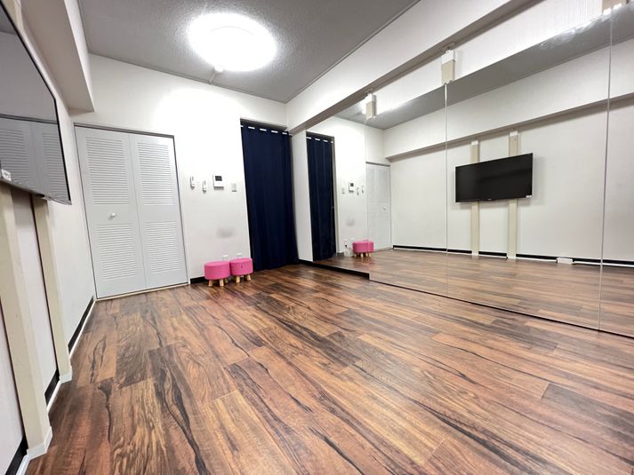 お気軽スタジオ心斎橋step - お気軽スタジオ心斎橋step