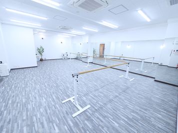 ・バレエバー3m×3本　無料 - STUDIOFLAG高田馬場2号店 STUDIOFLAG高田馬場2号店/レンタルスタジオの室内の写真