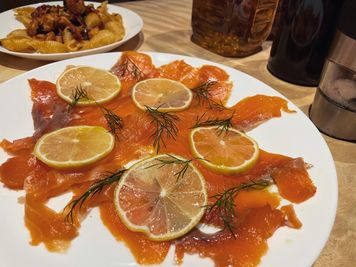 デリバリー、ケータリング、手作り・・・様々な方法で。 - Sophia(ソフィア) 京都から25分のハイセンスなレンタルスペースの室内の写真