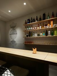 【高円寺駅3分】ポップアップや飲食ビジネスチャレンジ、展示会に最適な白を基調としたスタイリッシュなレンタルスペース - コワーキングカフェ・バー"mui"